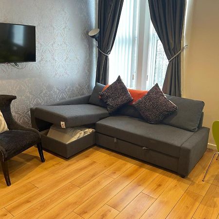 Contractor Bookers Bookdirect Save 10Percent Apartment Liverpool Exterior photo