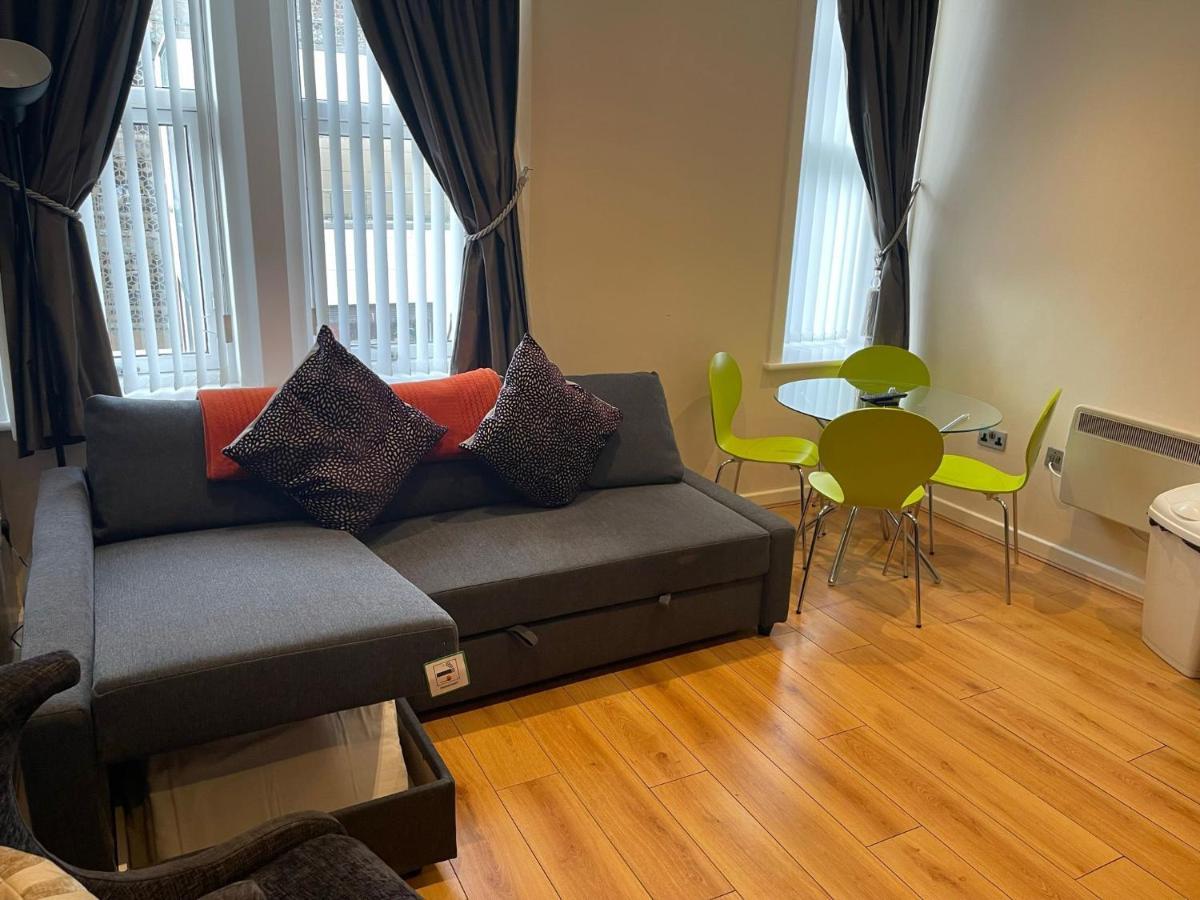 Contractor Bookers Bookdirect Save 10Percent Apartment Liverpool Exterior photo